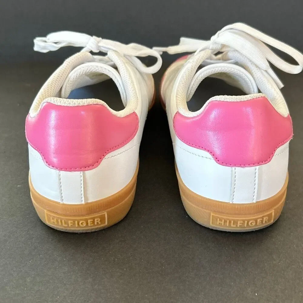 Tommy Hilfiger Lazsie Women's Sneakers White Pink Suede T-Toe Gum Sole Sz 9
